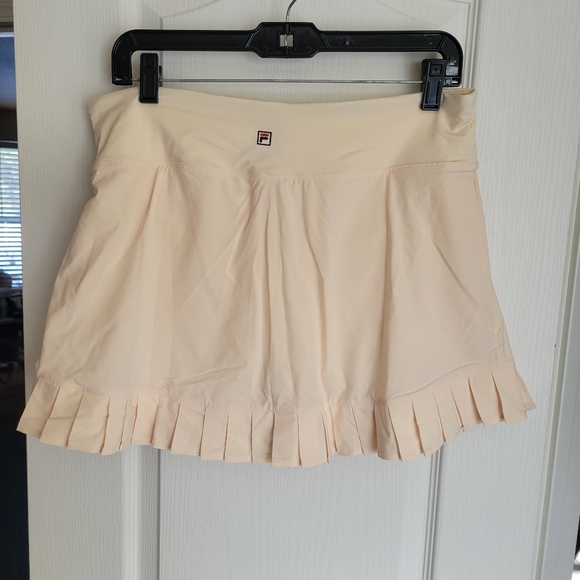 Fila Beige Pleated Tennis Skort. NWT size Large. - Picture 5 of 12